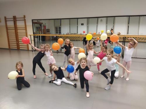 614ac526-7b4d-4e8f-a109-f218ea1c621f